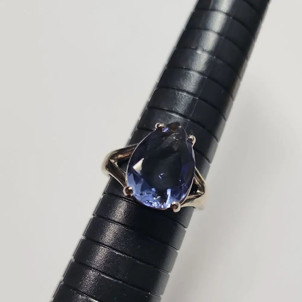 18KGE Ring Size 9 - Picture 3 of 5